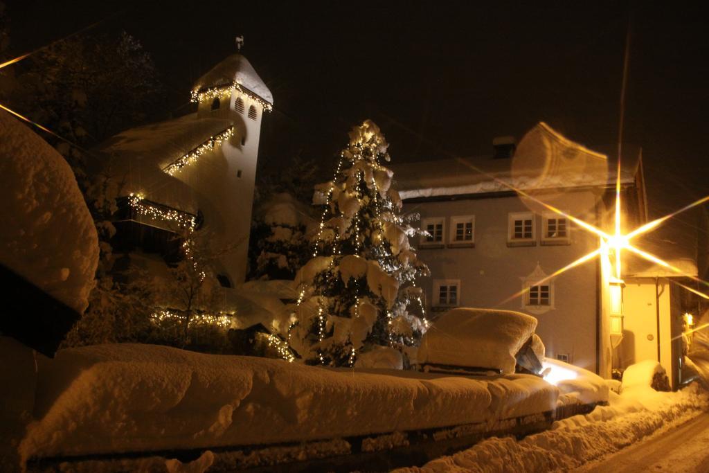 Spisshof Hotel Grins Exterior photo